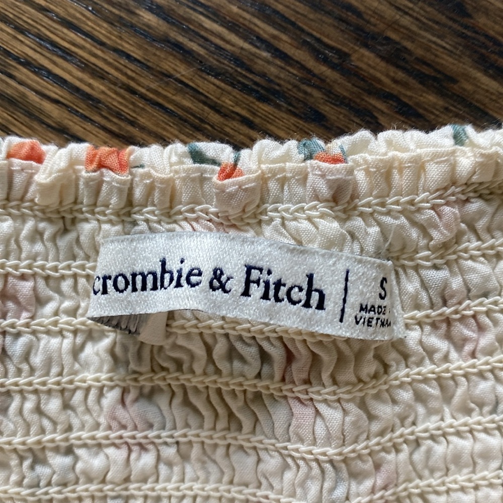 Abercrombie & Fitch Peach Blouse - Picture 4 of 4